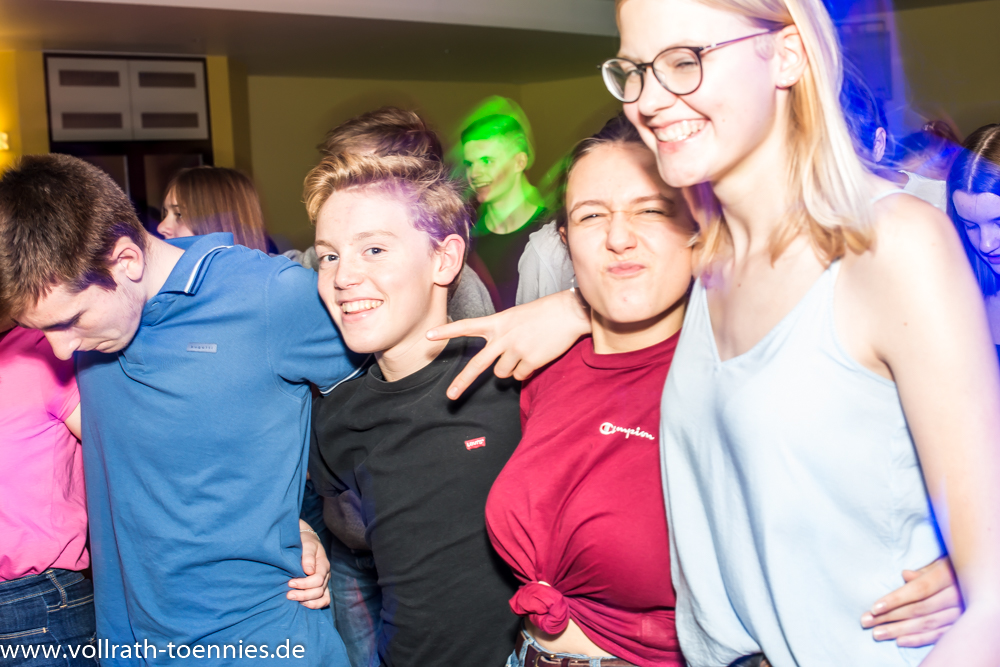2019 11 09 Tanzparty Jugend 0107